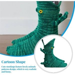 Crocodile socks